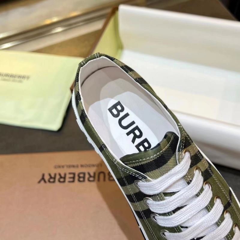 Burberry Low Shoes